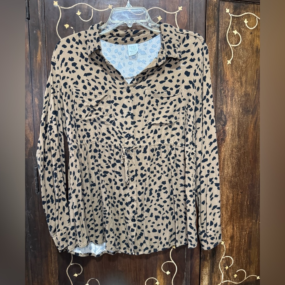 Time and Tru MATERNITY Tan Long Sleeve Button Down Shirt